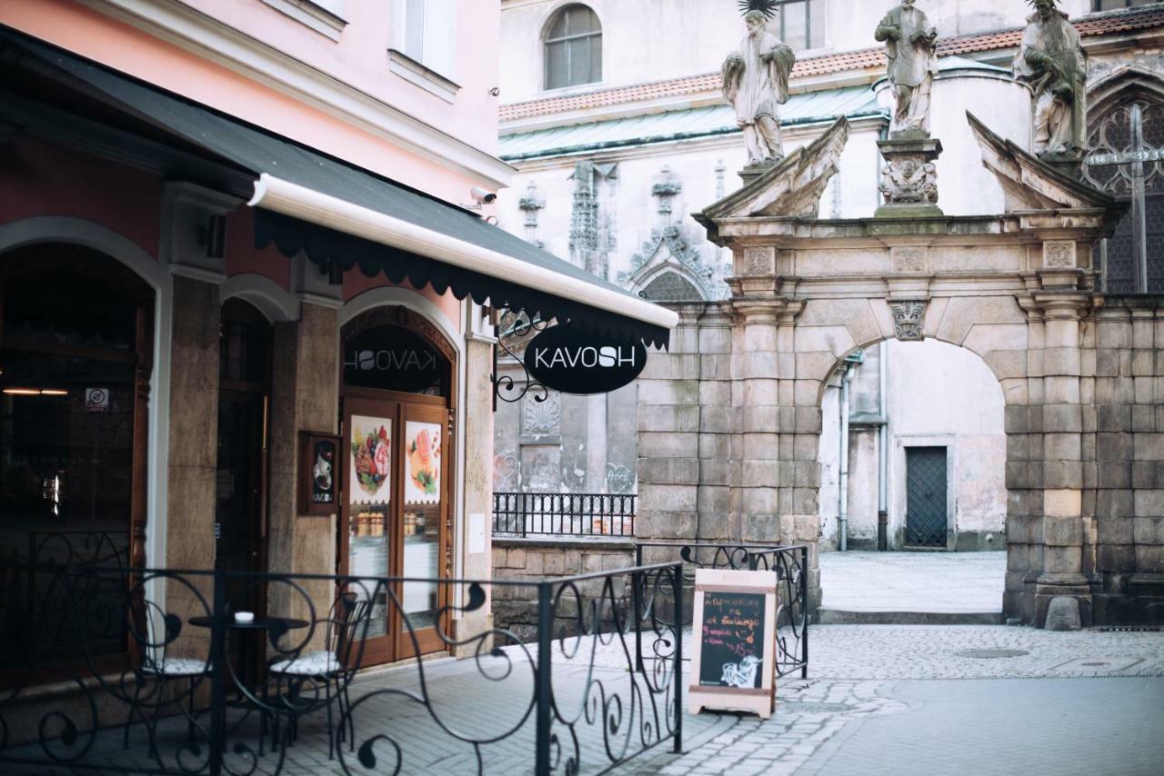 Przy Czarnej Bramie
